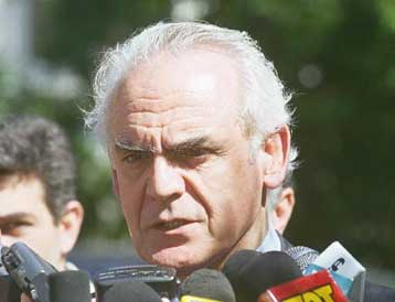 Κατά της στρατιωτικής εμπλοκής τάσσεται ο Ακης Τσοχατζόπουλος