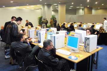 Μόνο το Ε1 μέσω Taxisnet, τα υπόλοιπα… στο ταχυδρομείο