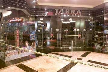 Τέσσερα κορίτσια ποδοπατήθηκαν από 1.500 θαυμαστές των Α1