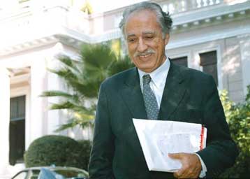 Η Αριστερά δεν πρέπει να κάνει τα ίδια λάθη, τονίζει ο υφυπουργός Τύπου