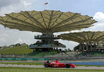 Το 1-2 η Ferrari στο Grand Prix Μαλαισίας με «Σούμι» – Μπαρικέλο