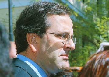 Επιμένει στην κοινή εκλογική κάθοδο των δυνάμεων της Κεντροδεξιάς