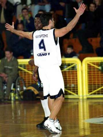 Το Ηράκλειο 89-76 τη Νήαρ Ηστ με… μαέστρο τον Κανταρτζή