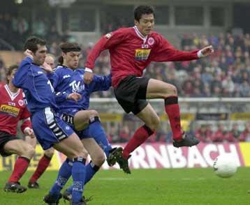 Νίκησε στο ντέρμπι την Ντόρτμουντ με 3-1 – Τα αποτελέσματα