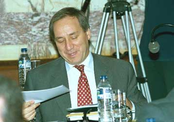 Ο τομεάρχης Οικονομικών της ΝΔ δεν μίλησε στο προσυνέδριο