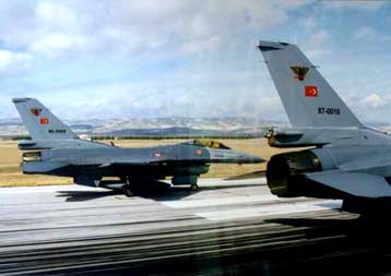 Η οικονομική κρίση επιβάλλει την αναθεώρηση του αμυντικού προϋπολογισμού