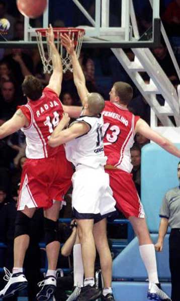 Και επίσημα στη Γλυφάδα