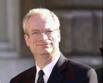 Διαφωνίες εντός των Εργατικών για τον έλεγχο του BBC