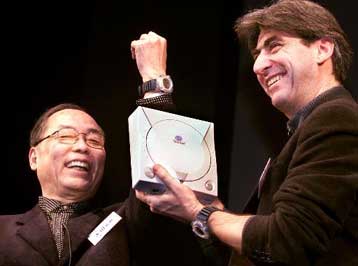 Πέθανε ο πρόεδρος του ιαπωνικού κολοσσού, Ισάο Οκάουα