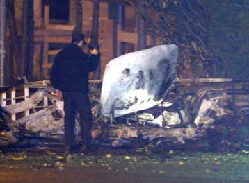 Δύο νεκροί και πολλοί τραυματίες, σύμφωνα με τις πρώτες πληροφορίες