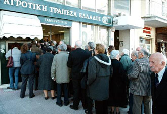 Τέλος στην ταλαιπωρία των συνταξιούχων υπόσχεται το ΙΚΑ