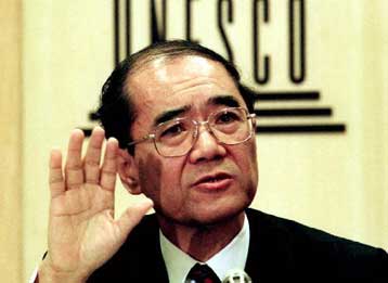 Την οδό του Διεθνούς Ποινικού Δικαστηρίου «δείχνει» ο Κ.Ματσουούρα