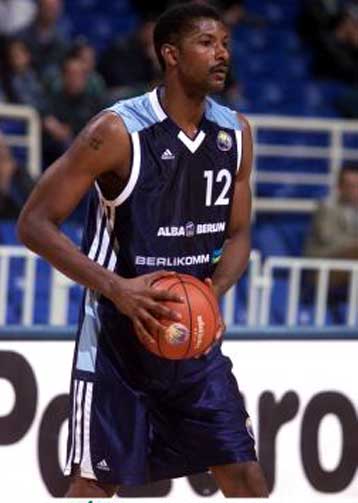 Η Αλμπα αντίπαλος του Ηρακλή με πλεονέκτημα του «γηραιού»