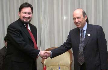 Πρωτοβουλίες για την κρίση ζήτησε ο πρωθυπουργός της ΠΓΔΜ