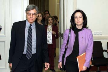 Πρόγραμμα ύψους 1,42 δισ. ευρώ ενέκρινε η Επιτροπή για την Ελλάδα