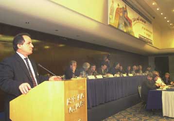 «Όσοι ονειρεύονται ότι θα κοπούν οι κοινωνικές παροχές ζουν σε άλλο τόπο»