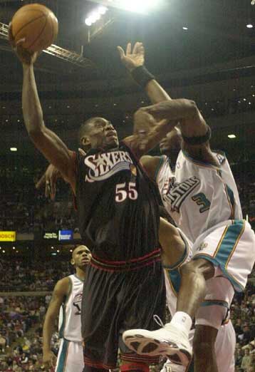 Χωρίς τον Αϊβερσον έφτασε στη 48η νίκη της