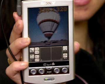 Το πρώτο Clie της Sony με δυνατότητα αναπαραγωγής μουσικής