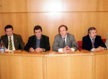 Κοινή θέση των συνδικαλιστικών παρατάξεων η συγκράτηση των ορίων ηλικίας