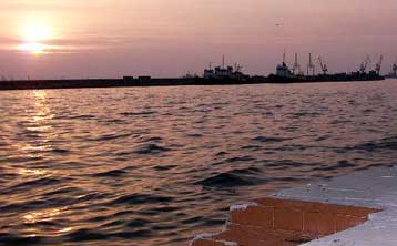 Αφιέρωμα «Στα φώτα των λιμανιών» στο Ολύμπιον