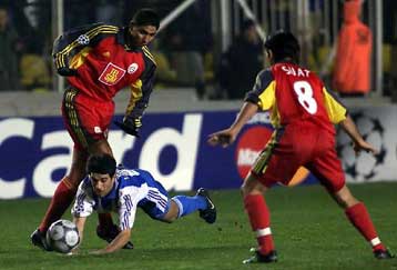 Διακόπηκε προσωρινά ο αγώνας Παρί Σεν Ζερμέν – Γαλατάσαραϊ