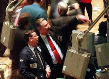 Ράλι για Nasdaq, κέρδη για Dow Jones την Τρίτη