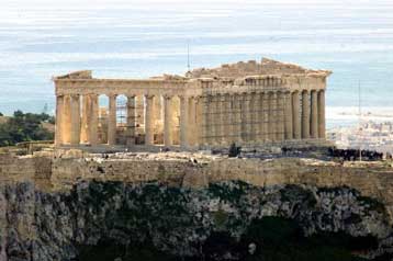 Είναι προς τη σωστή κατεύθυνση· θα τον στηρίξουμε