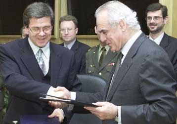 Η ασφάλεια στα Βαλκάνια στο επίκεντρο των συνομιλιών