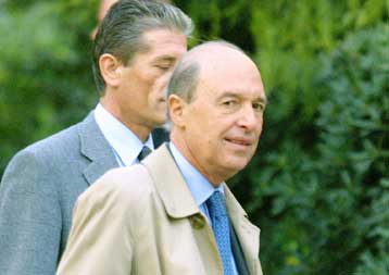 Δεν τίθεται τέτοιο ζήτημα, επανέλαβε ο Δ.Ρέππας