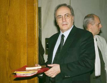 Συναντάται με την πολιτειακή και πολιτική ηγεσία της ΠΓΔΜ