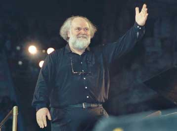 Σε νοσοκομείο παρουσιάστηκε το νέο μουσικό έργο του Γ.Μαρκόπουλου