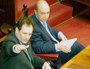 Τον κώδωνα του κινδύνου έκρουσε ο Λαλιώτης στο Σημίτη την Κυριακή