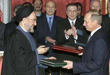 Όπλα και πυρηνική τεχνογνωσία από τη Ρωσία στο Ιράν