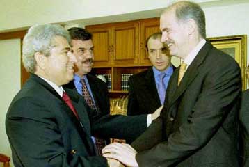 Την αεροπορική βάση «Ανδρέας Παπανδρέου» επισκέφθηκε ο ΥΠΕΞ