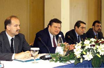 Παρεμβάσεις και 20 δισ. υποσχέθηκαν Βενιζέλος, Πασχαλίδης, Φλωρίδης