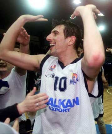 Πάλι MVP ο Χατζηβρέττας! Για τρίτη φορά στις τέσσερις τελευταίες αγωνιστικές