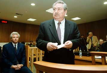 Στο εδώλιο και πάλι τη Δευτέρα ο πατέρας της Αθηνάς Ωνάση