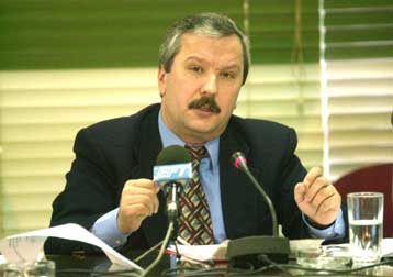 Ακαρπη η συνάντηση των τραπεζοϋπαλλήλων με τον υπουργό Εργασίας