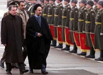 Με τον Βλαντιμίρ Πούτιν θα συναντηθεί ο Ιρανός πρόεδρος