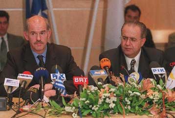 Εξέφρασε τη βεβαιότητα ότι η νήσος θα ενταχθεί στην ΕΕ το 2002