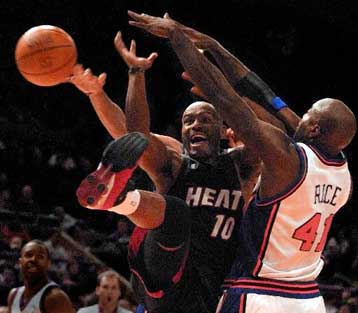 Η Νέα Υόρκη 86-83 το Μαϊάμι