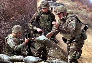 Ομοσπονδιοποίηση της ΠΓΔΜ ζητά αλβανικός απελευθερωτικός στρατός με έδρα τα Σκόπια