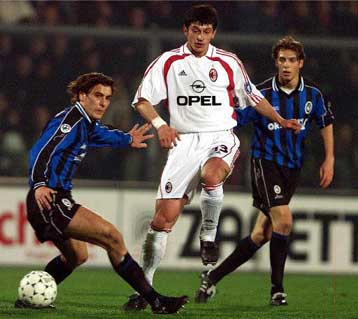 Μουρμούρες στη Μίλαν μετά το 1-1 στην Αταλάντα