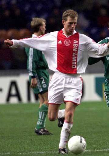 Νίκησε με 2-1 τη Ρούζενταλ στην Eredivisien