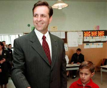 Αντιπροσωπείες των δύο κομμάτων στην ΠΓΔΜ την ερχόμενη εβδομάδα