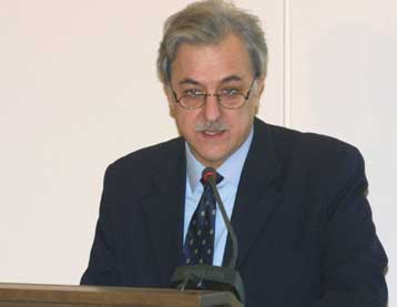 Σε ενιαίο οργανισμό εντάσσονται οι μεγαλύτεροι ασφαλιστικοί φορείς