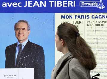 Οι Γάλλοι Σοσιαλιστές επικρατέστεροι στις τοπικές εκλογές της Κυριακής