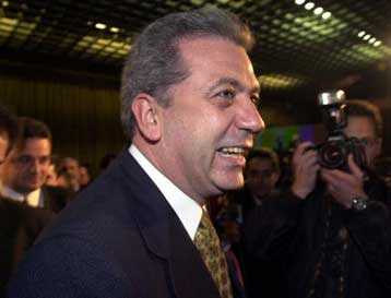 Θερμή υποδοχή από τους κατοίκους με μαντινάδες και μπαλοθιές