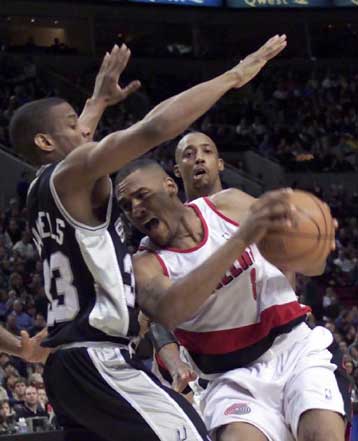 Νίκες για Χιούστον, Σάρλοτ