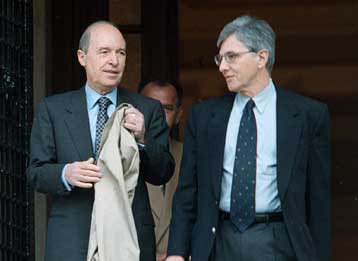 «Δίκτυο κατά της φτώχειας» αντί για ελάχιστο εγγυημένο εισόδημα